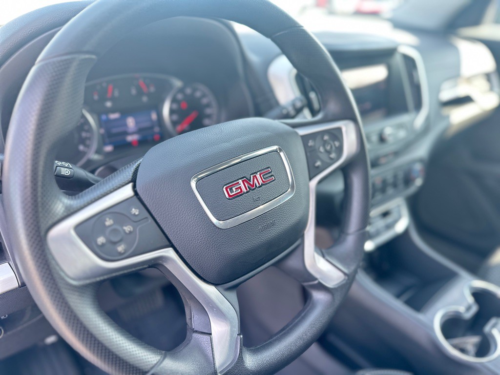 2023 GMC Terrain Image 18