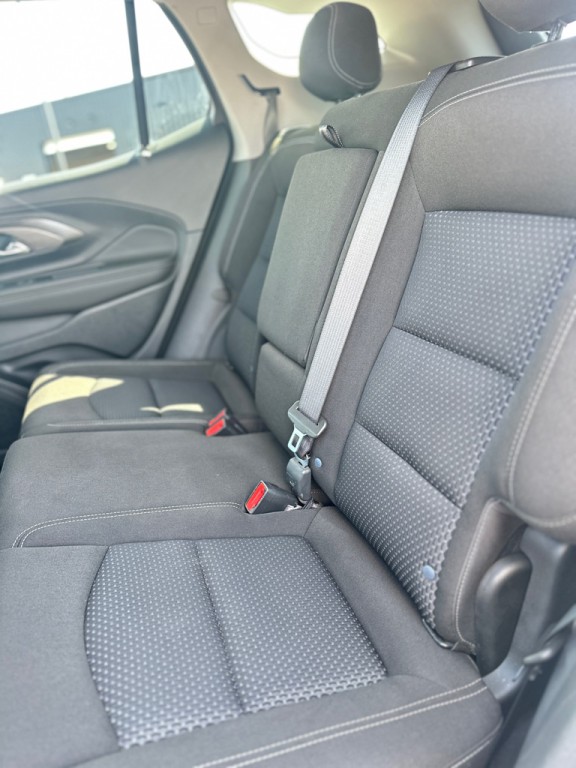 2023 GMC Terrain Image 28