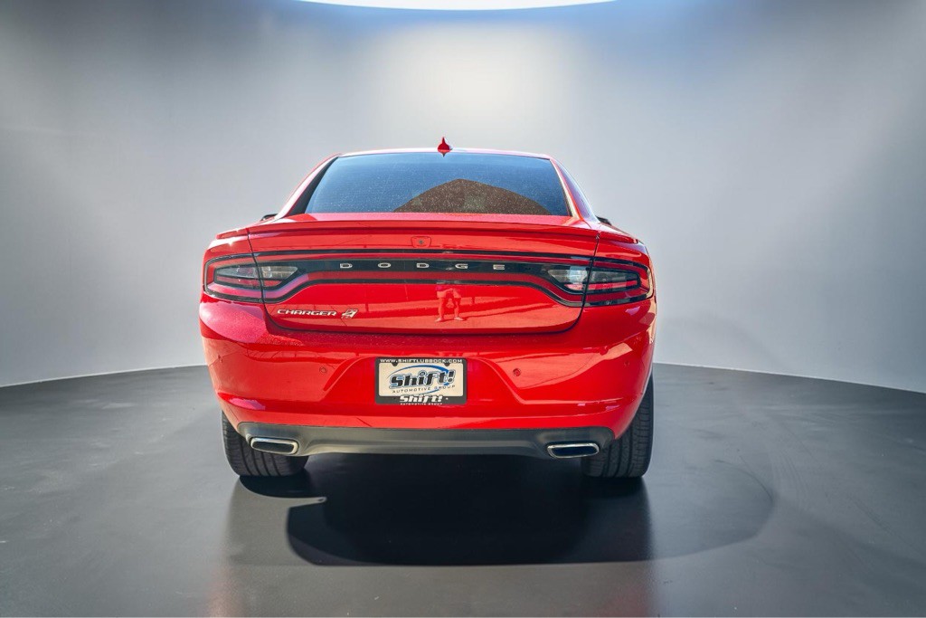 2018 Dodge Charger Image 8