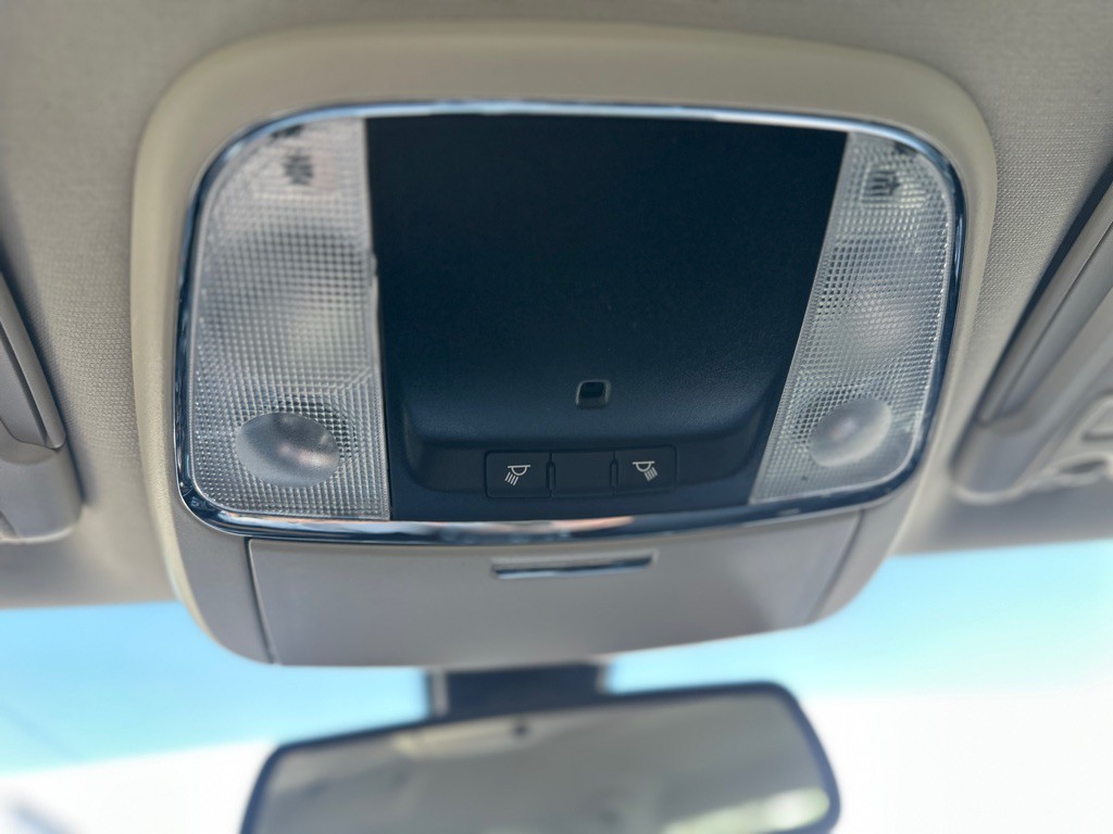 2022 Chrysler 300 Image 26