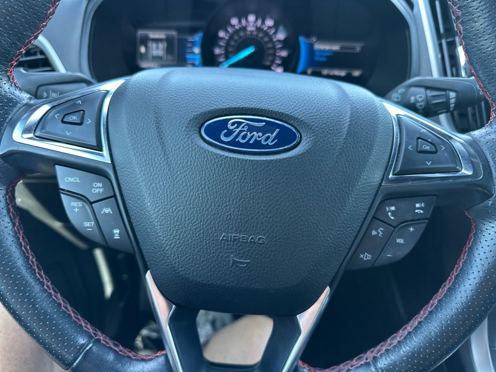 2022 Ford Edge Image 20