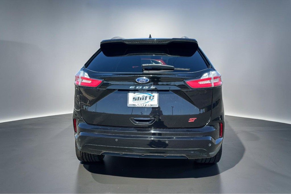 2022 Ford Edge Image 6