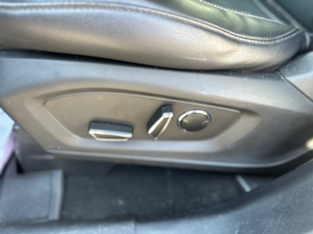 2020 Ford Explorer Image 15