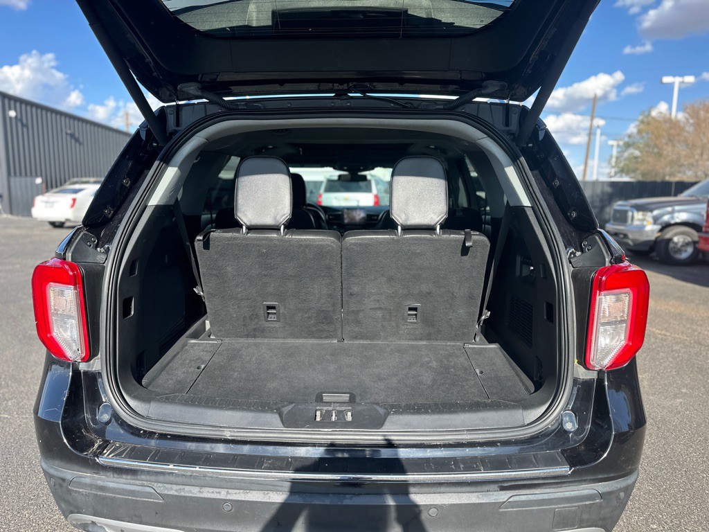 2020 Ford Explorer Image 30