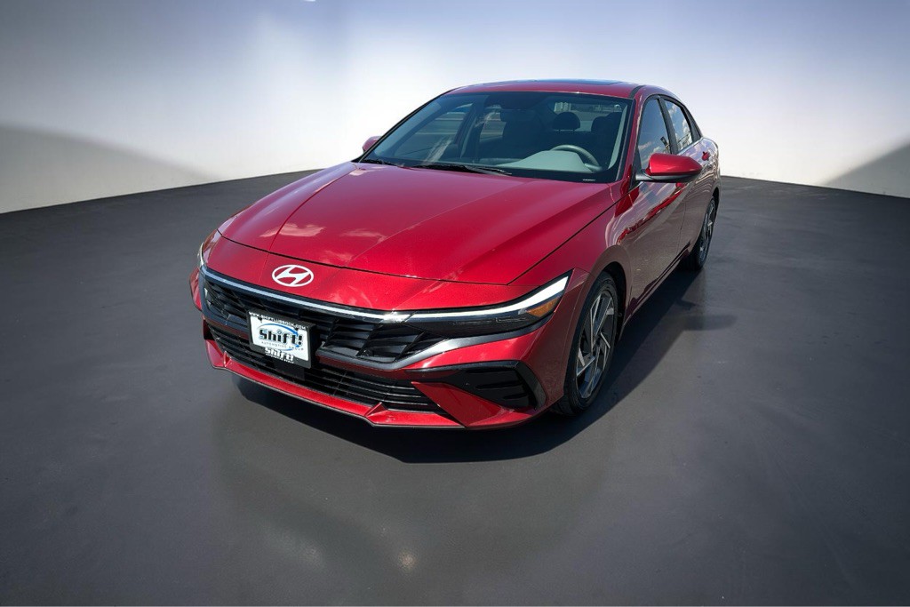 2024 Hyundai Elantra Image 3
