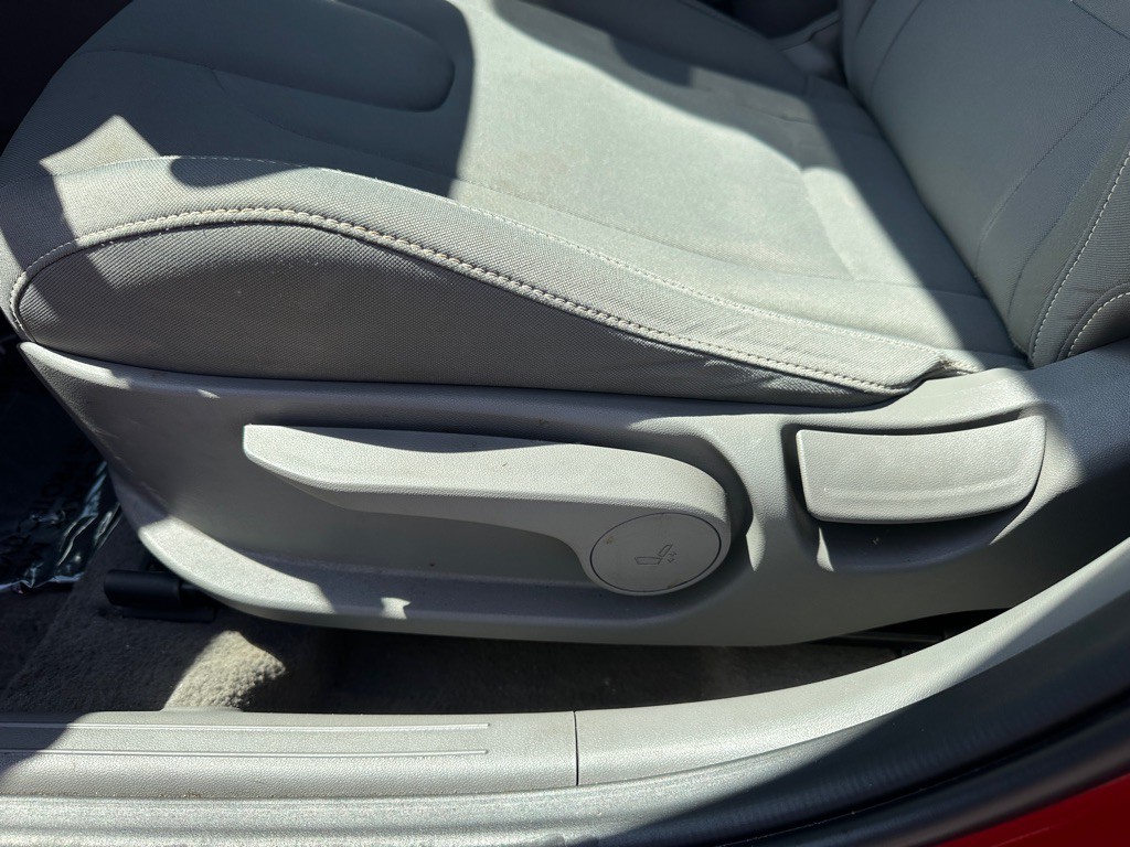 2024 Hyundai Elantra Image 15