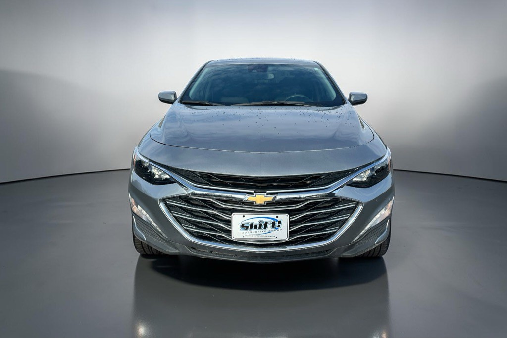 2024 Chevrolet Malibu Image 2