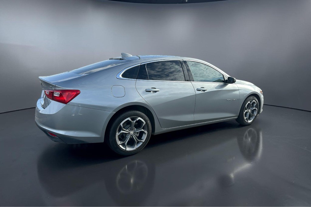 2024 Chevrolet Malibu Image 9
