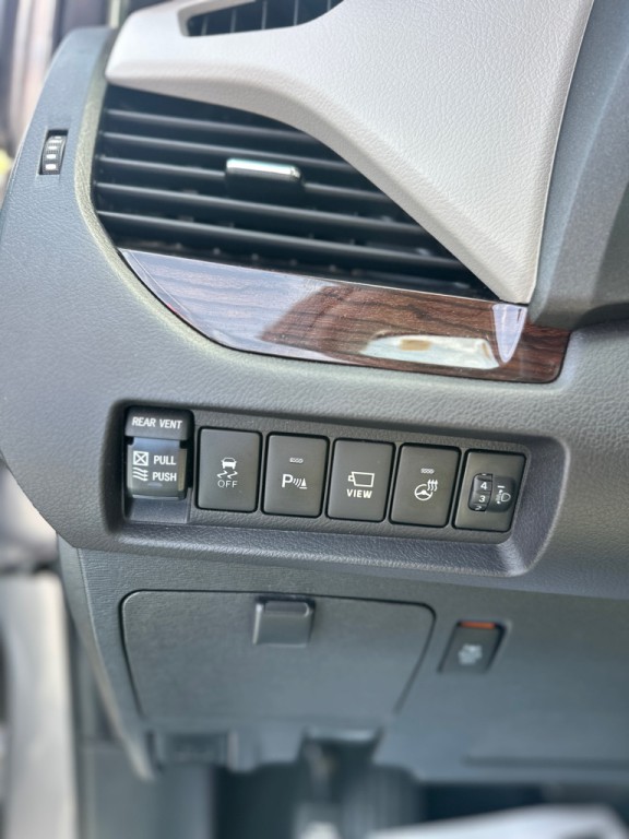 2020 Toyota Sienna Image 16