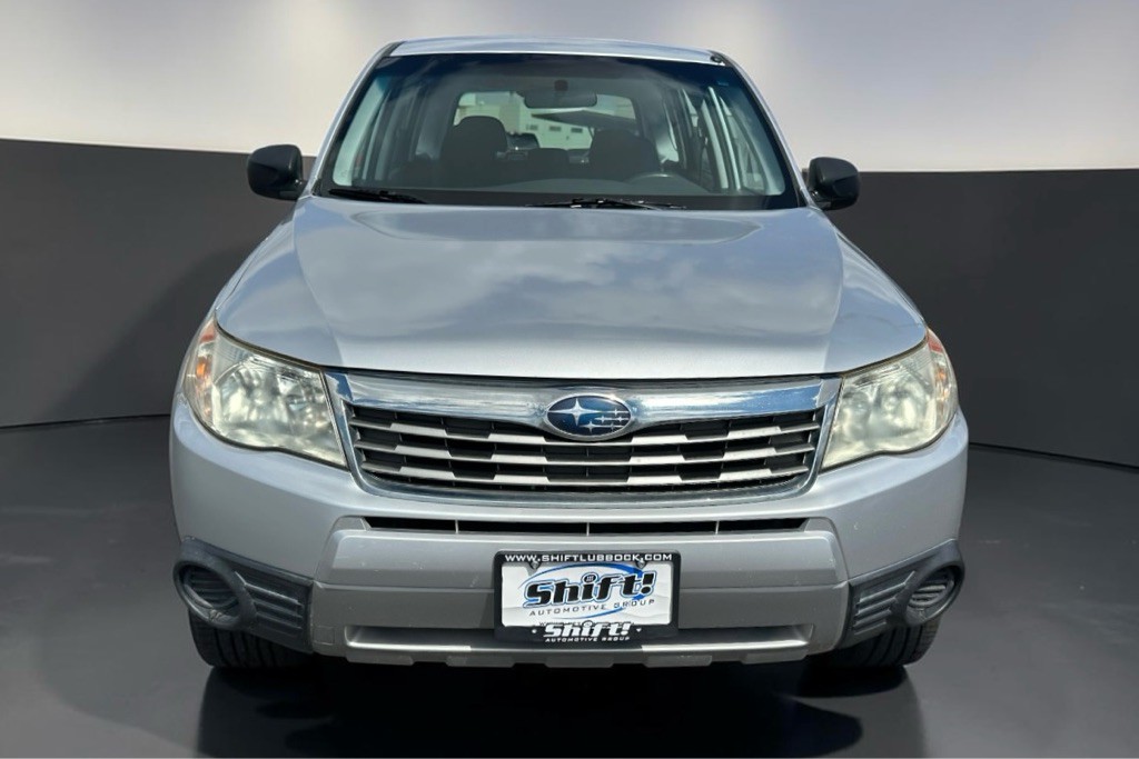 2010 Subaru Forester Image 2