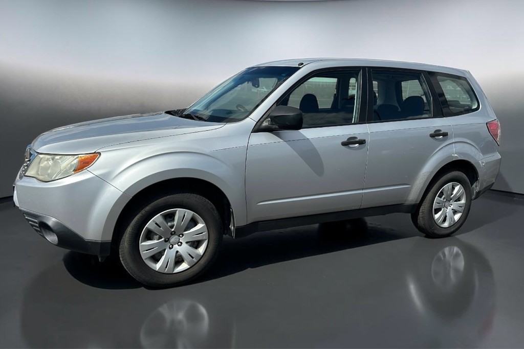2010 Subaru Forester Image 4