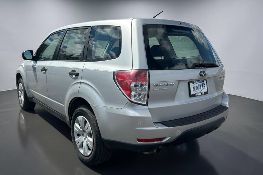 2010 Subaru Forester Image 7