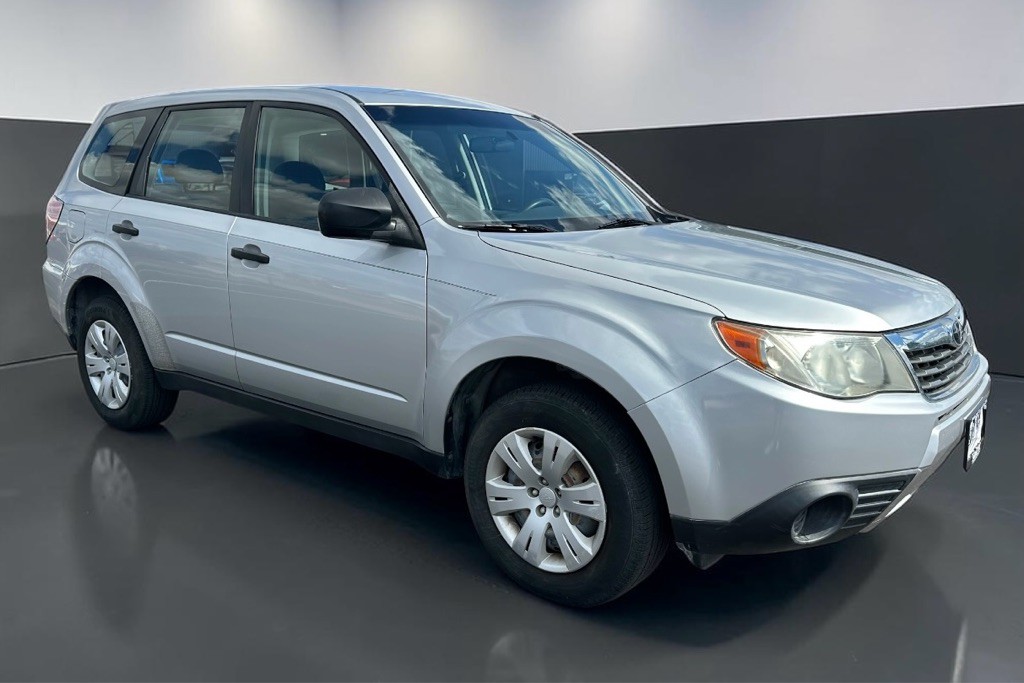 2010 Subaru Forester Image 12
