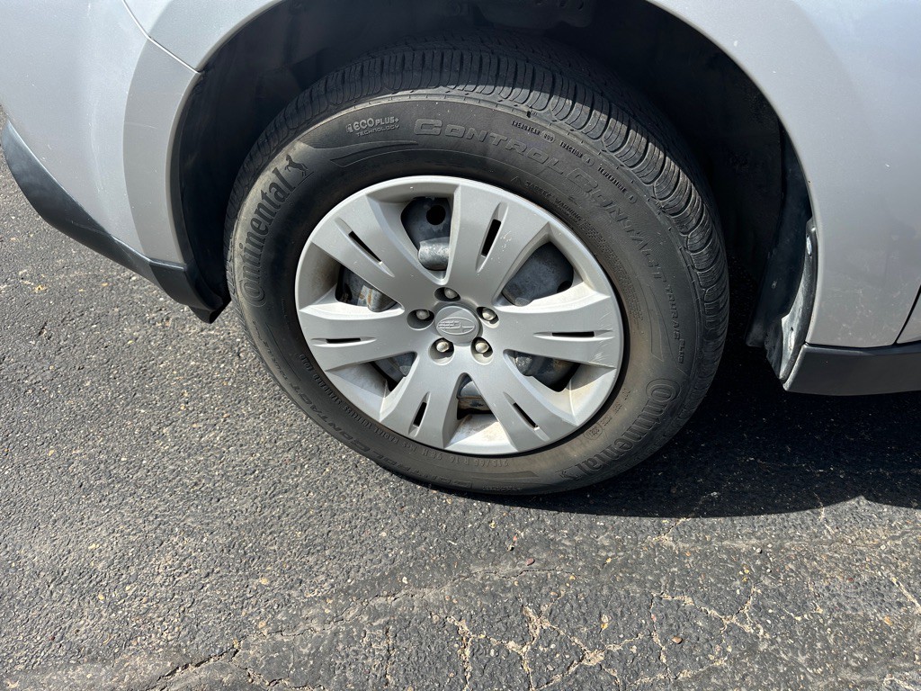 2010 Subaru Forester Image 13