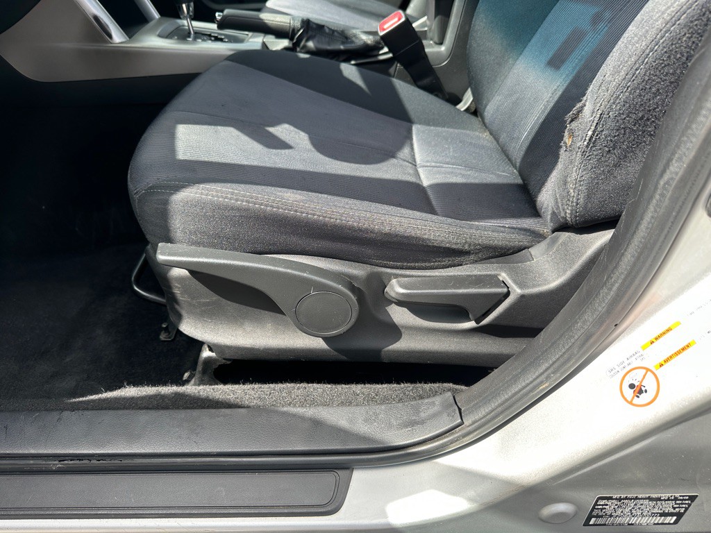 2010 Subaru Forester Image 15
