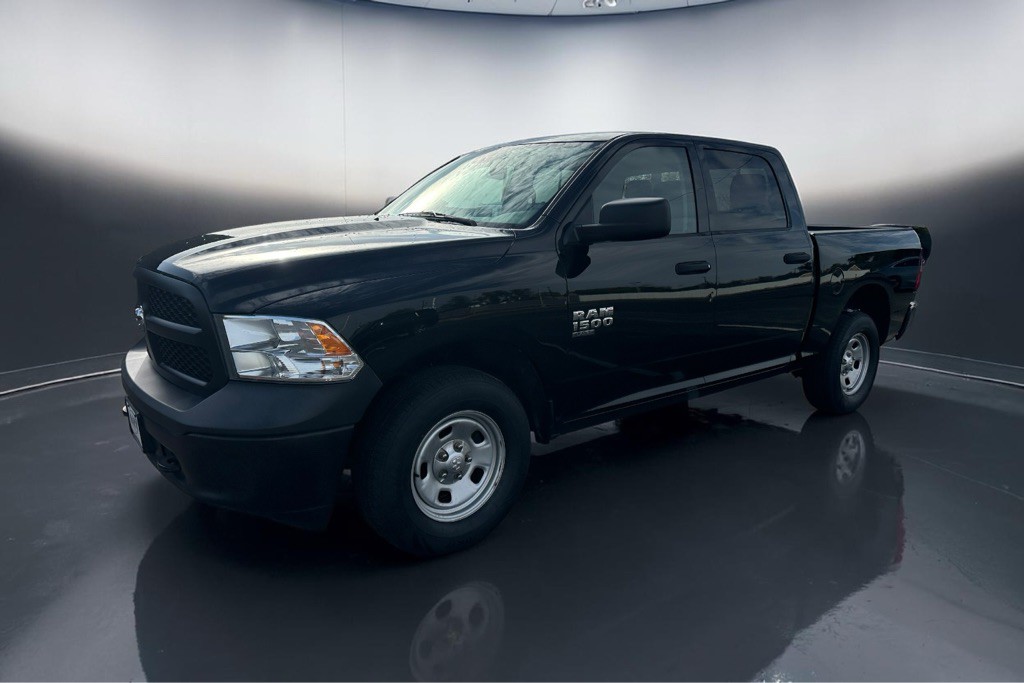 2019 RAM 1500 Image 3