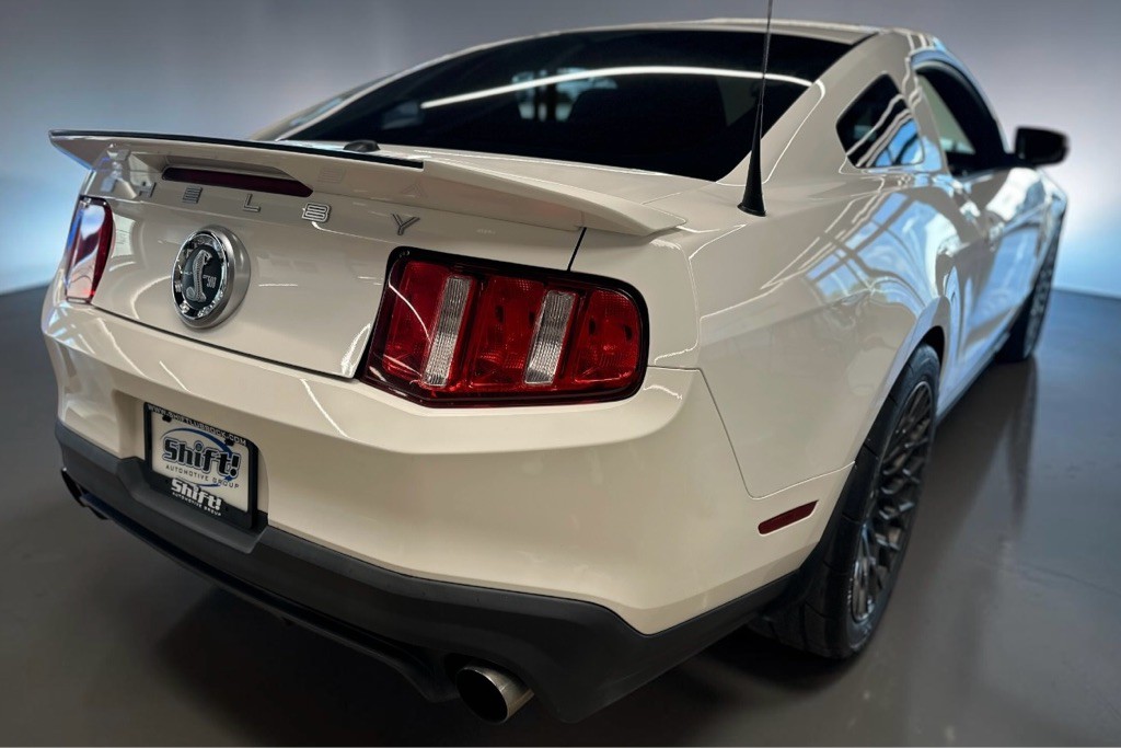 2011 Ford Mustang Image 10
