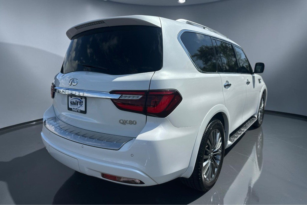 2019 INFINITI QX80 Image 9
