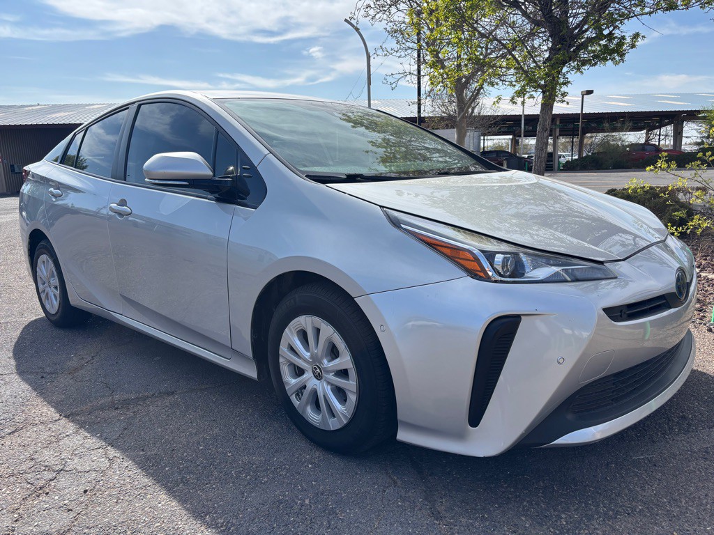 2019 Toyota Prius Image 4