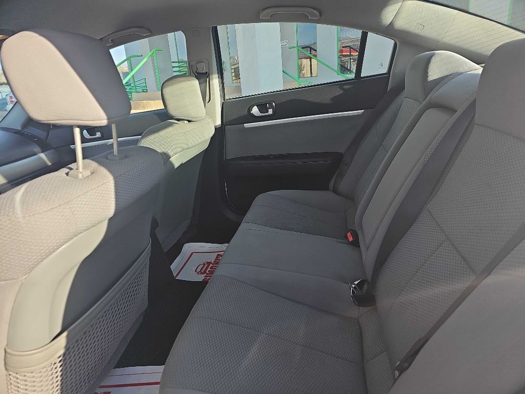 2007 Mitsubishi Galant Image 11