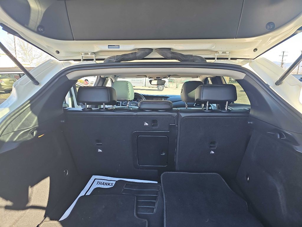 2019 INFINITI QX30 Image 14