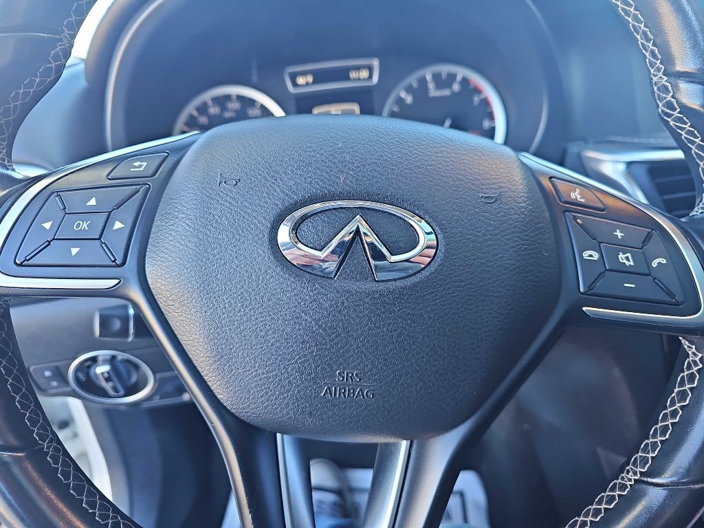 2019 INFINITI QX30 Image 15
