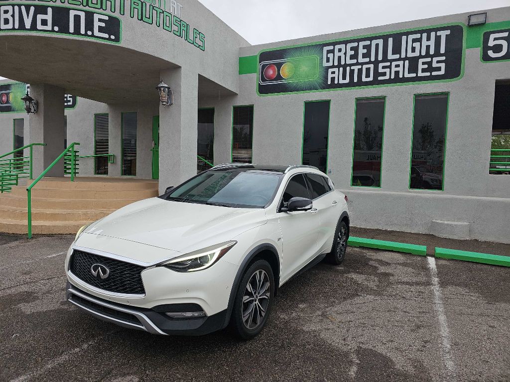 2019 INFINITI QX30 Image 2