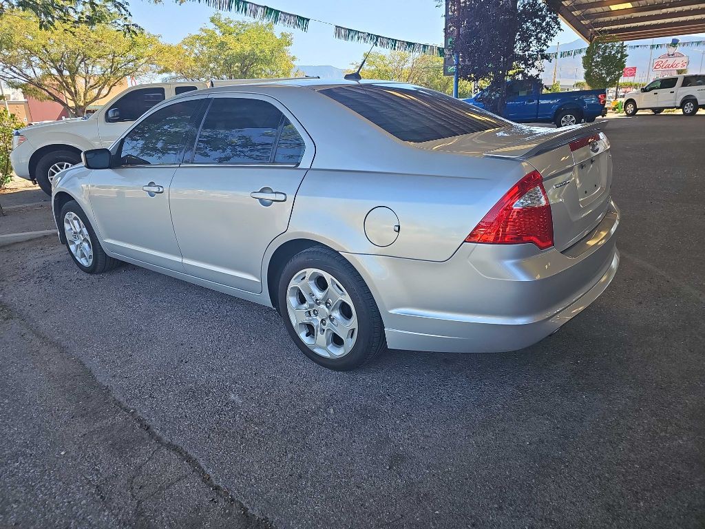 2011 Ford Fusion Image 12