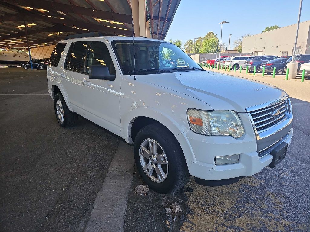 2010 Ford Explorer Image 2