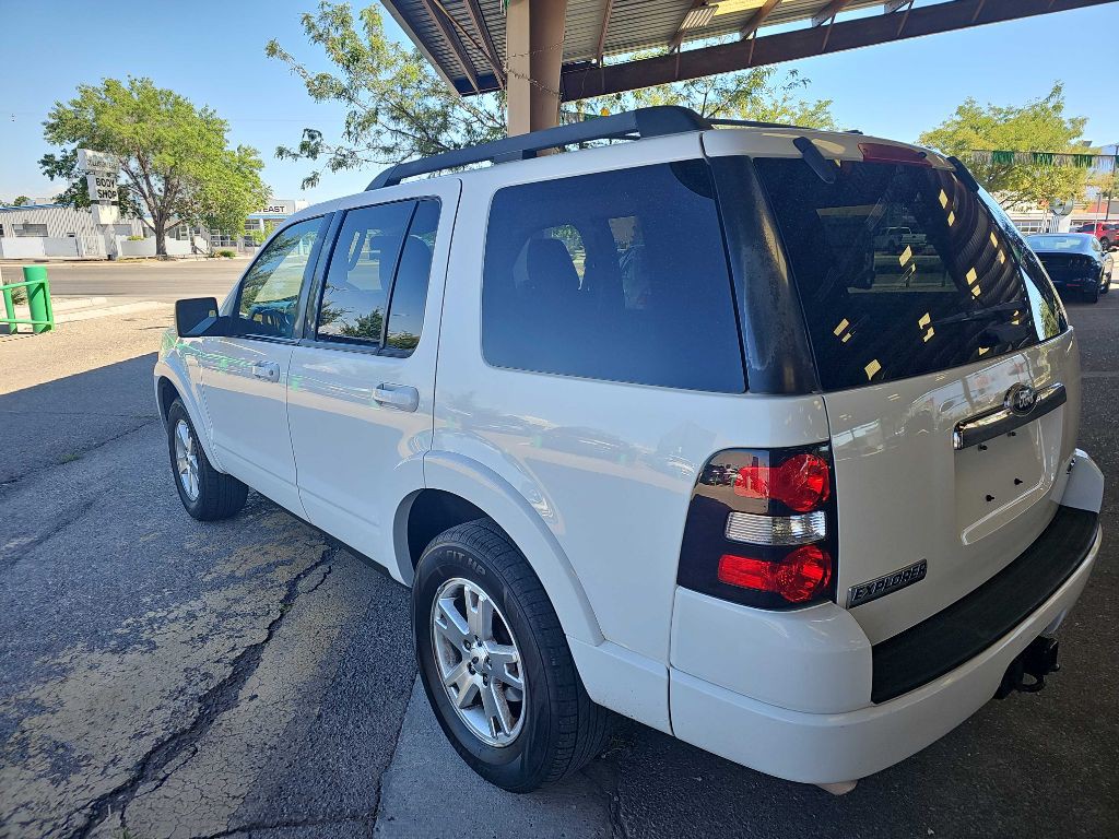 2010 Ford Explorer Image 5