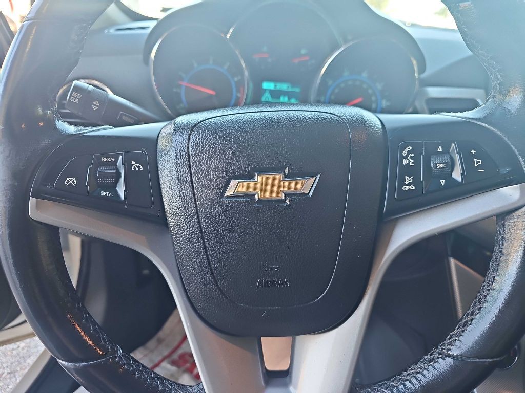 2015 Chevrolet Cruze Image 9