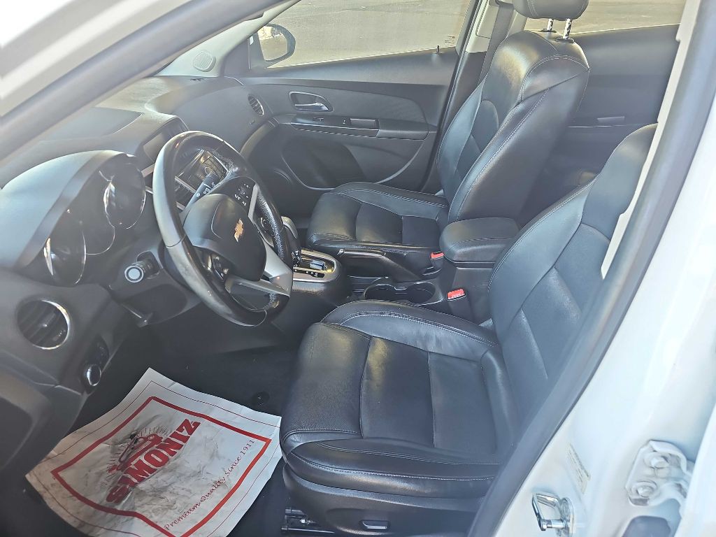 2015 Chevrolet Cruze Image 11