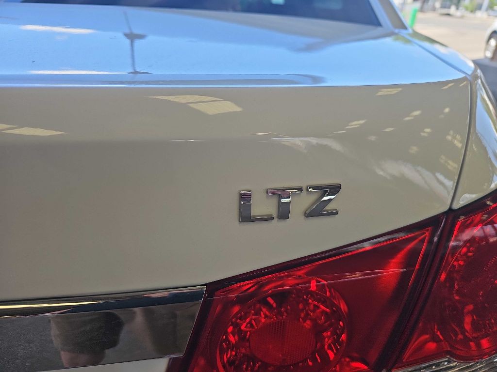 2015 Chevrolet Cruze Image 14