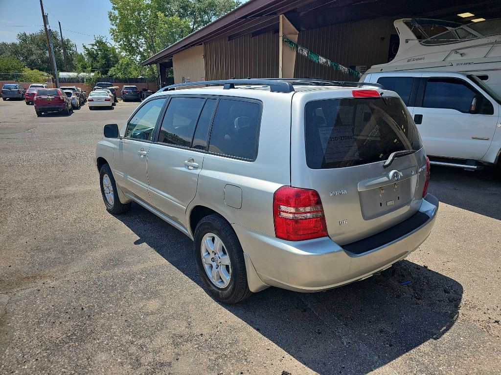 2002 Toyota Highlander Image 2