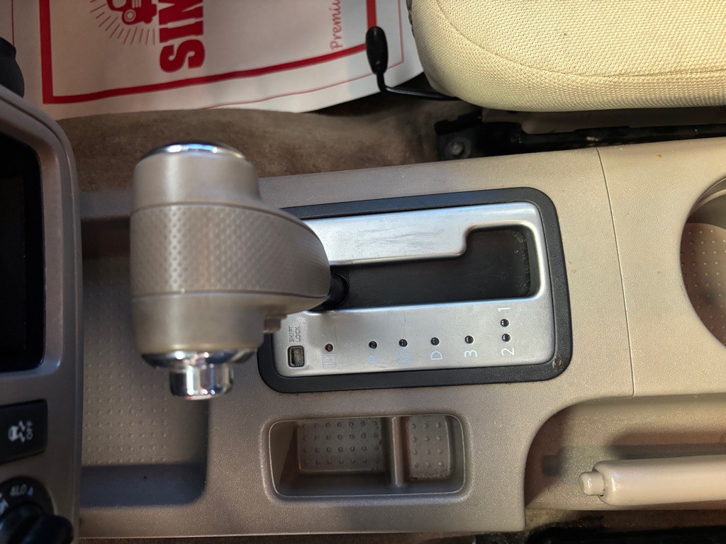 2014 Nissan Frontier Image 18