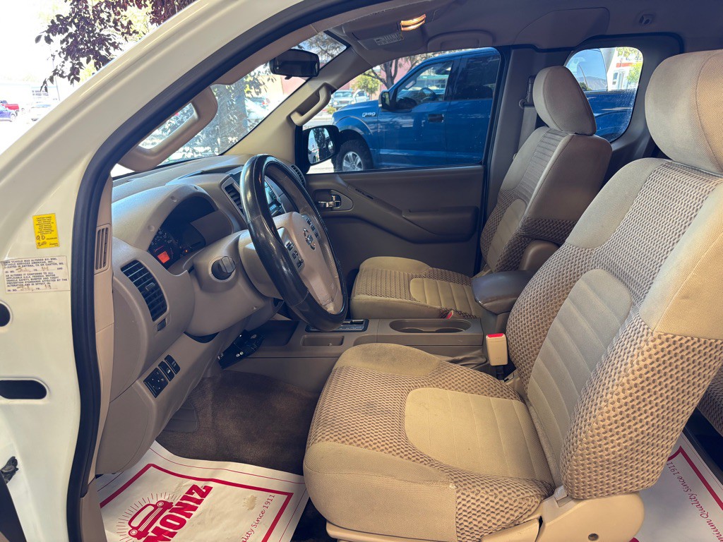 2014 Nissan Frontier Image 22