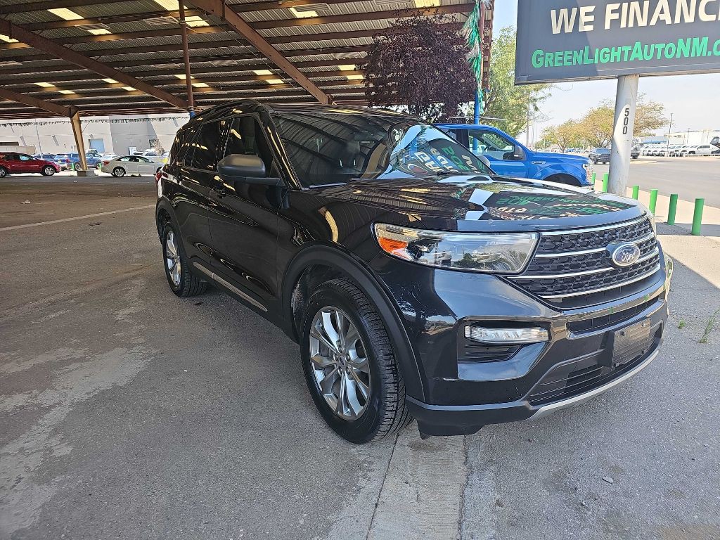 2020 Ford Explorer Image 2
