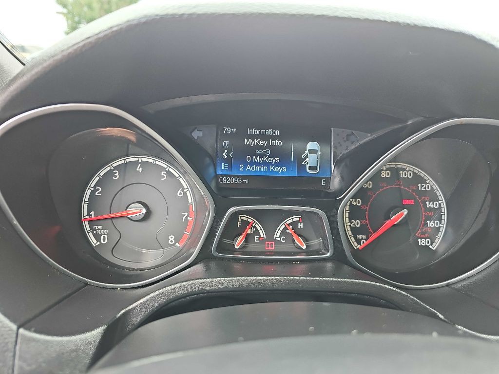 2016 Ford Focus Image 14