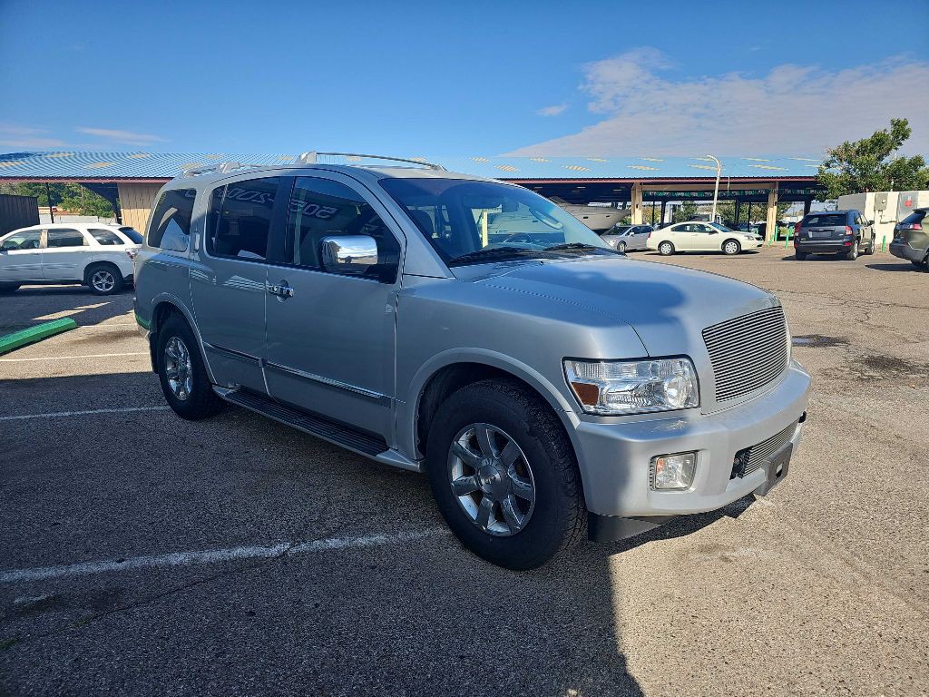 2006 INFINITI QX56 Image 2