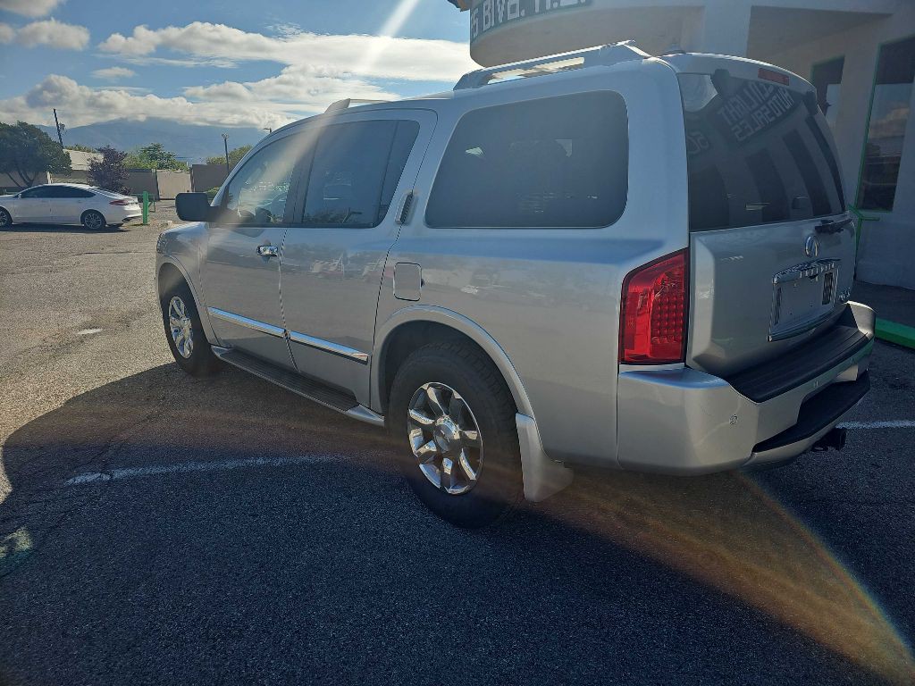 2006 INFINITI QX56 Image 3