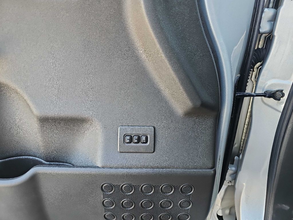 2006 INFINITI QX56 Image 24