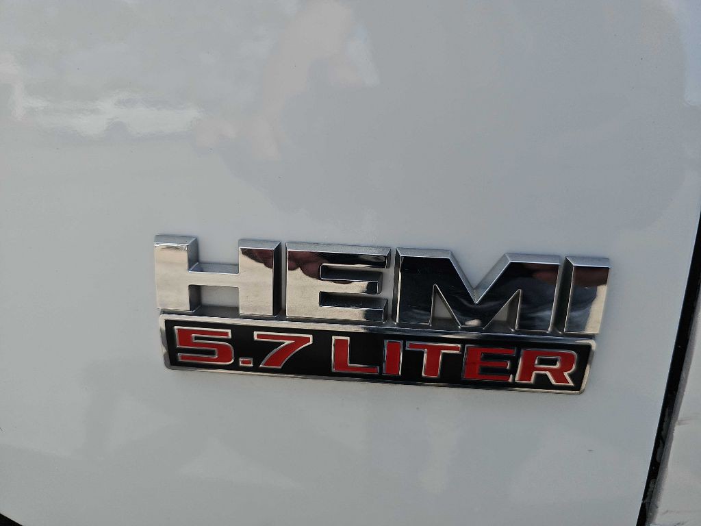 2015 RAM 1500 Image 7