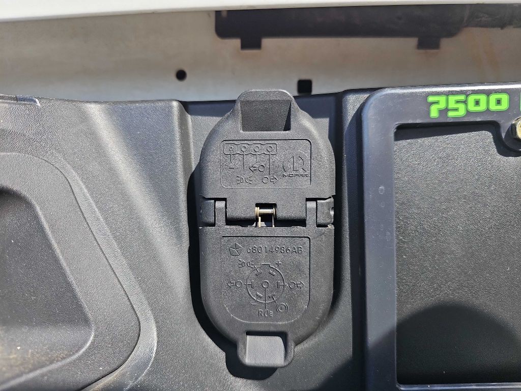 2015 RAM 1500 Image 27