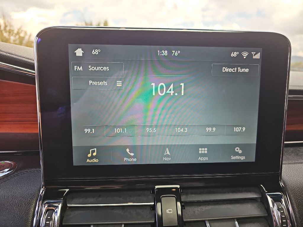 2018 Lincoln Navigator Image 16