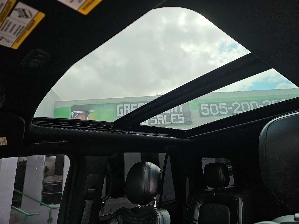 2018 Lincoln Navigator Image 20