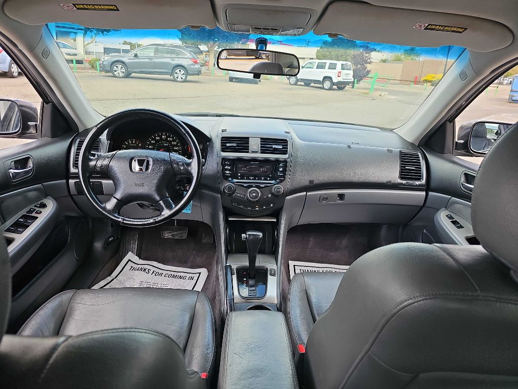 2005 Honda Accord Image 5