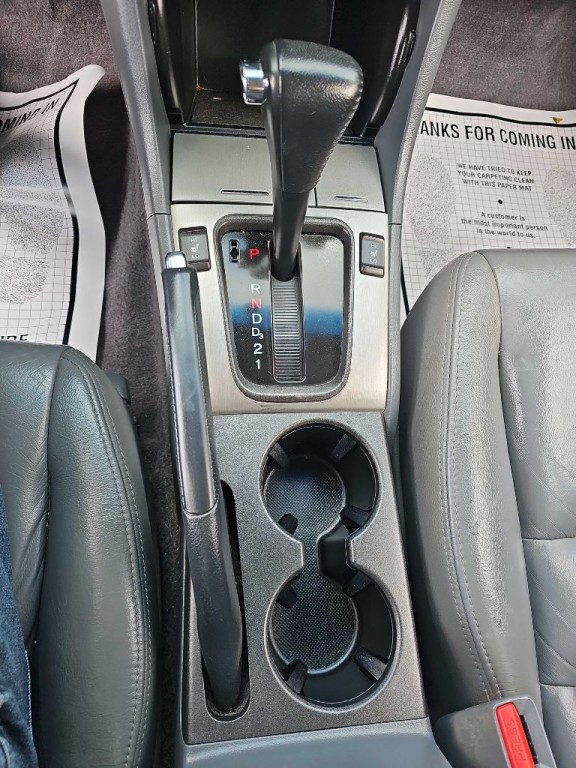 2005 Honda Accord Image 11