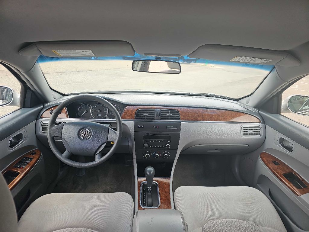 2006 Buick Lacrosse Image 4