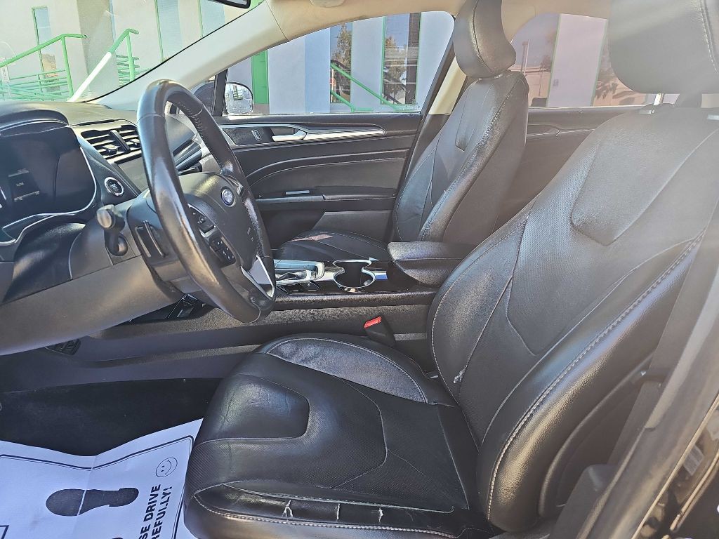 2016 Ford Fusion Image 14