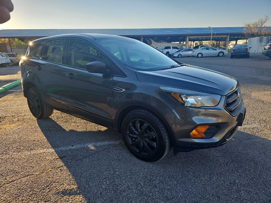 2018 Ford Escape Image 2